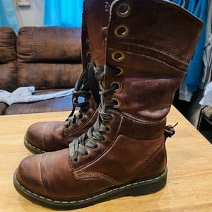 Like New Doc Martens Triumph Boots